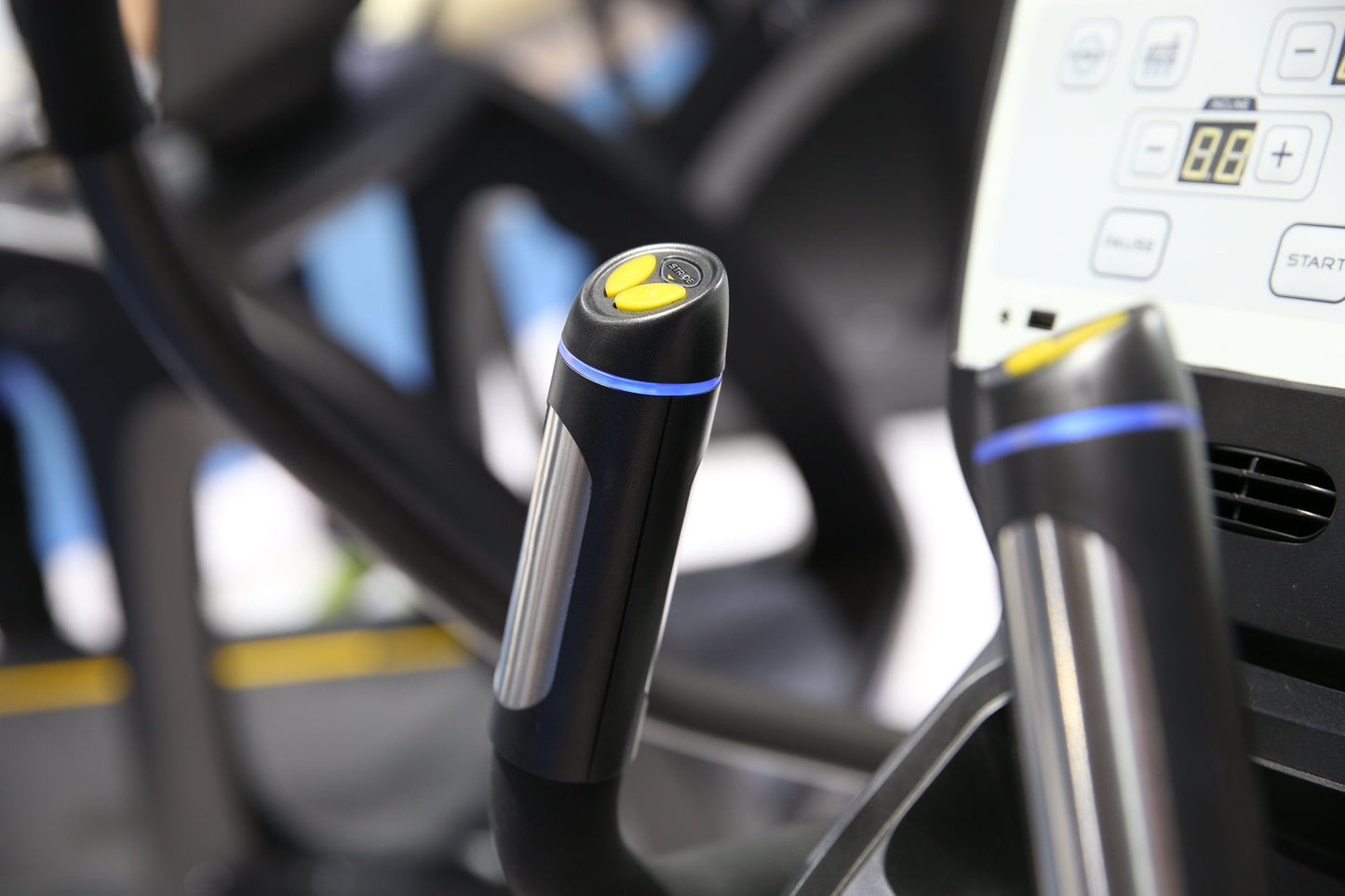 Ergometer mit LED-Konsole Evolve UB 056X