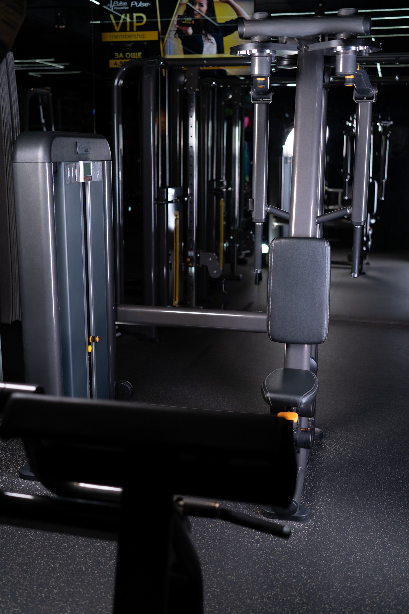 Fliegende - Fitness - Maschine für Brustmuskeln und hintere Schultemuskeln Active Gym USA 03